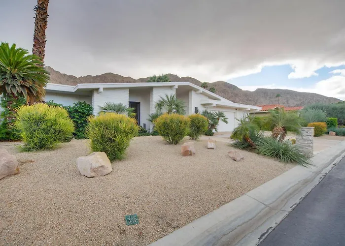 55 + Indian Wells Retreat: Private Pool & Spa!